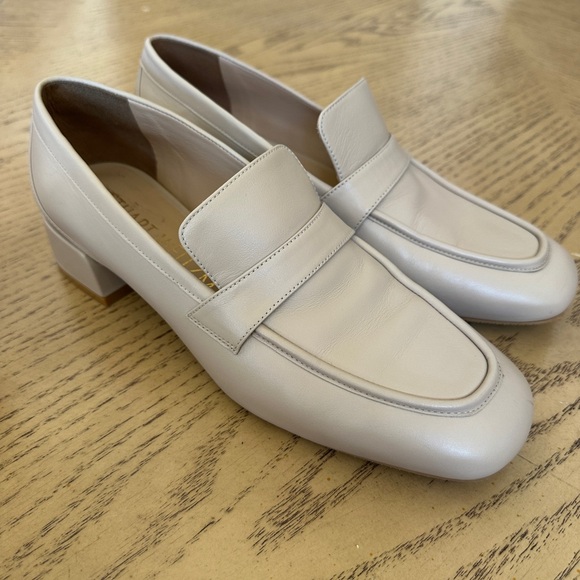 Stuart Weitzman genuine leather/cold beige loafers,6.5 B, NEW, without box